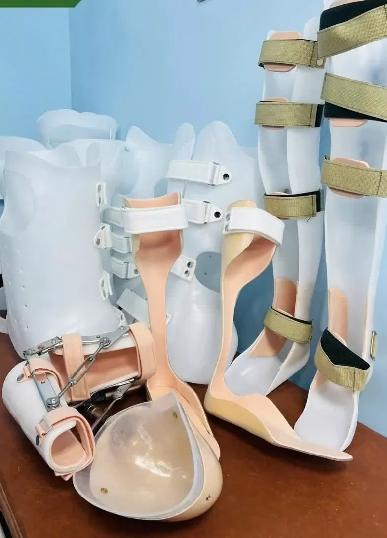 Vật liệu nhựa cho ngành chỉnh hình (Orthopaedics & Medical Devices) – Giải pháp nâng cao chất lượng cuộc sống