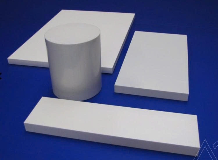 Nhựa PET Kỹ Thuật – Vật Liệu Ưu Việt Cho Ngành Điện – Điện Tử Hiện Đại