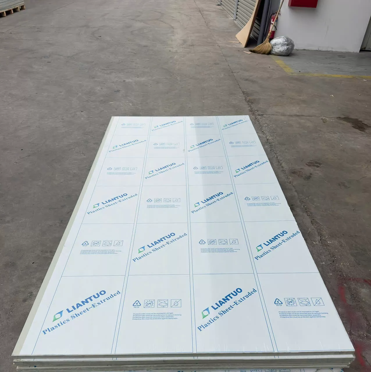 Tại Sao Cần Chú Trọng Vào Tỷ Trọng Của Nhựa PP Khi Lựa Chọn Vật Liệu?